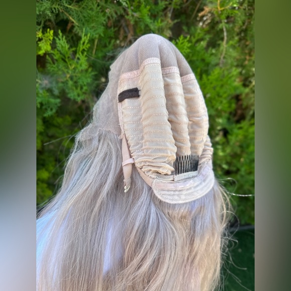 100% Human Hair Blonde w/Pink Undertone Sleek with Braids Wig - Picture 12 of 15